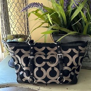 Authentic Coach satchel with top handle